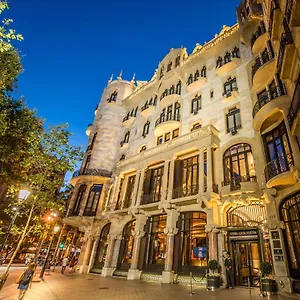 Casa Fuster G.l Monumento 5*, Barcellona Spagna