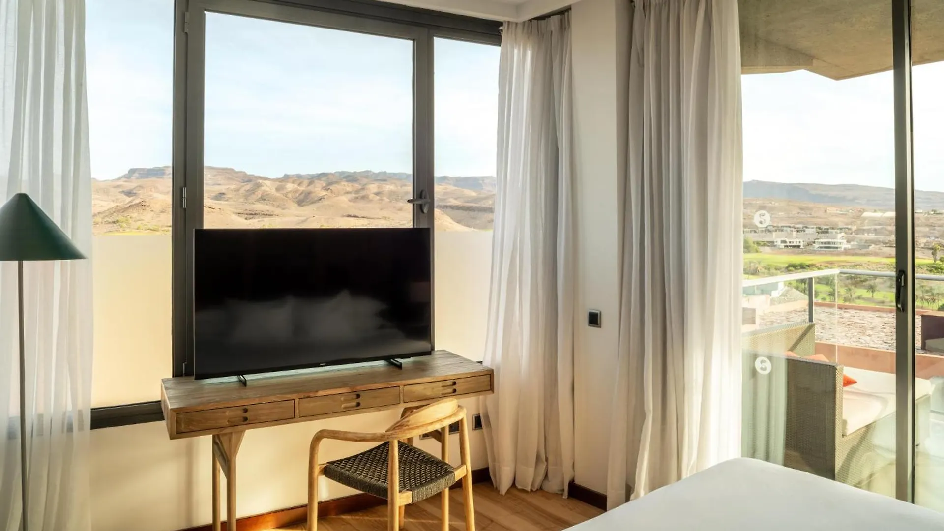 Salobre Hotel Resort & Serenity Maspalomas 5*,