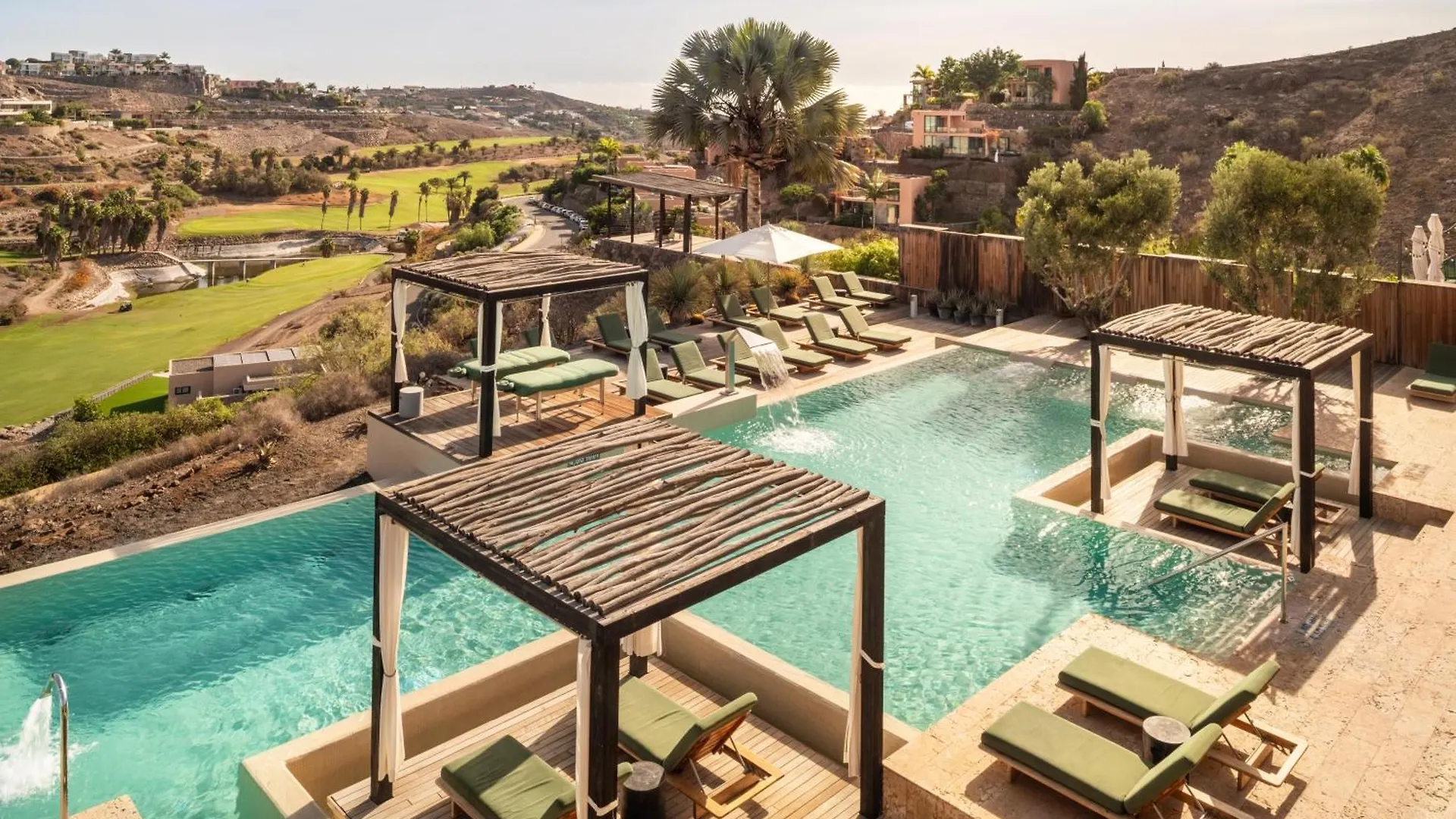 Salobre Hotel Resort & Serenity Маспаломас